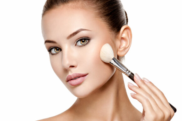 Frau Make Up